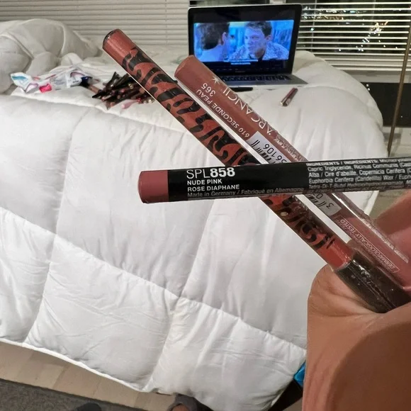 Decluttering - Picture 6 of 7